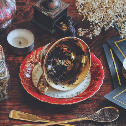 13 | Tea Divination - Lux & Nox